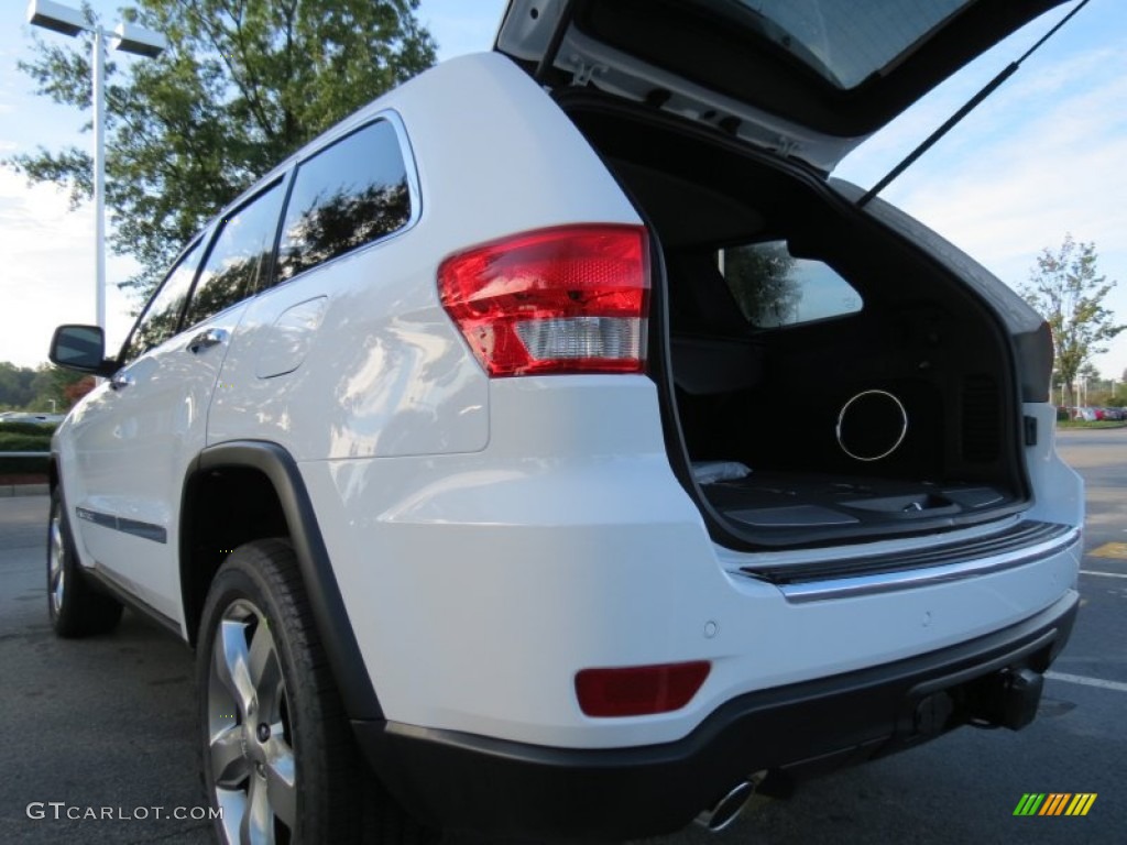 2013 Grand Cherokee Limited - Bright White / Black photo #10