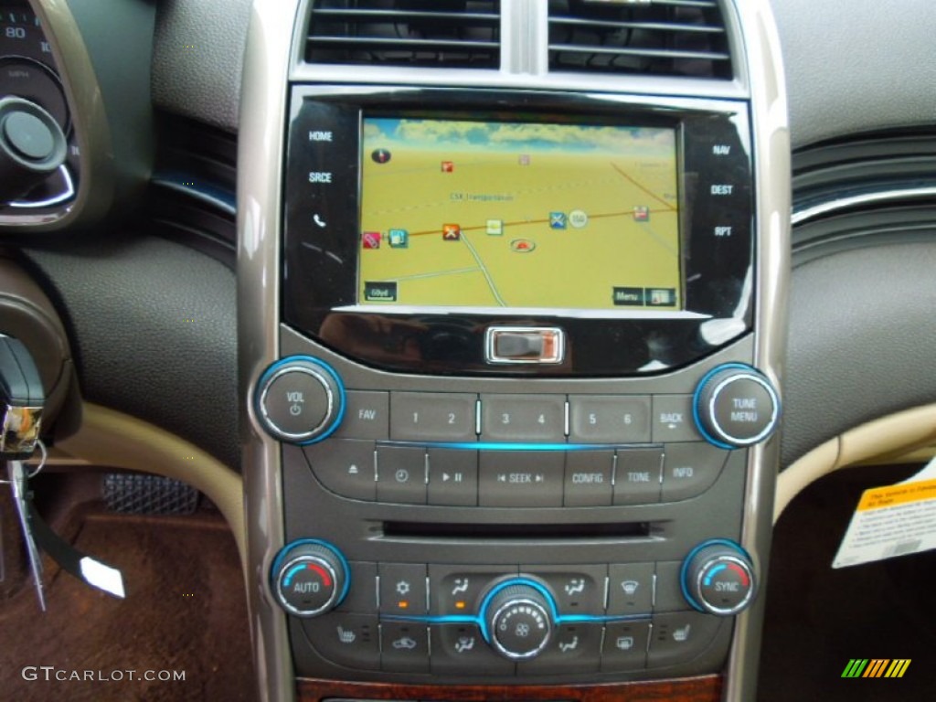 2013 Chevrolet Malibu LT Controls Photo #71673790