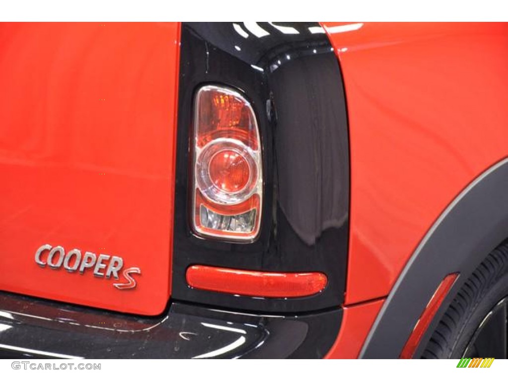 2013 Cooper S Clubman - Chili Red / Carbon Black photo #23