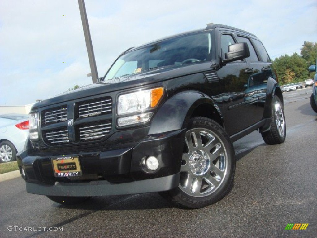 Brilliant Black Crystal Pearl Dodge Nitro