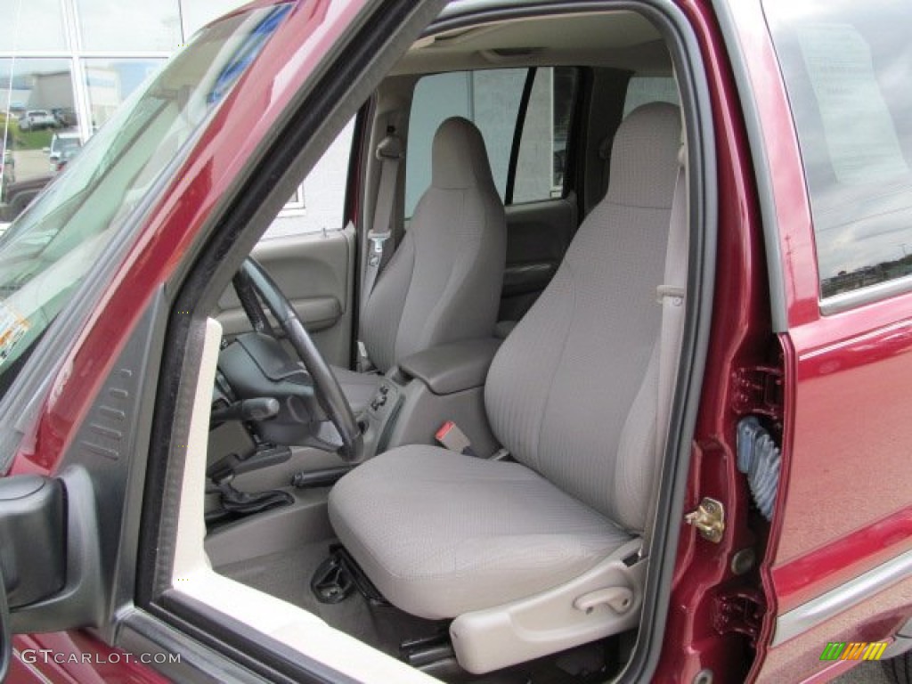2003 Liberty Sport 4x4 - Dark Garnet Red Pearl / Taupe photo #12