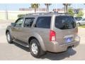 Granite Metallic - Pathfinder SE Photo No. 7