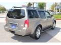 Granite Metallic - Pathfinder SE Photo No. 8