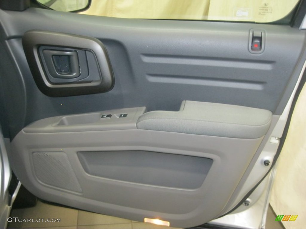 2011 Honda Ridgeline RT Gray Door Panel Photo #71678086