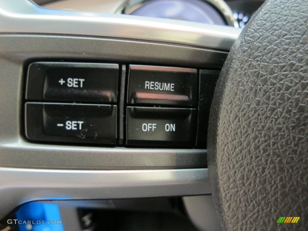 2010 Ford Mustang GT Coupe Controls Photo #71681119