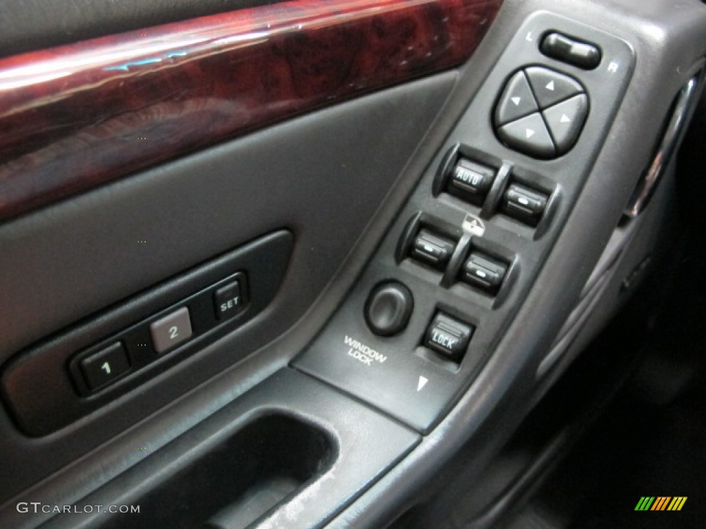 2000 Jeep Grand Cherokee Limited 4x4 Controls Photos