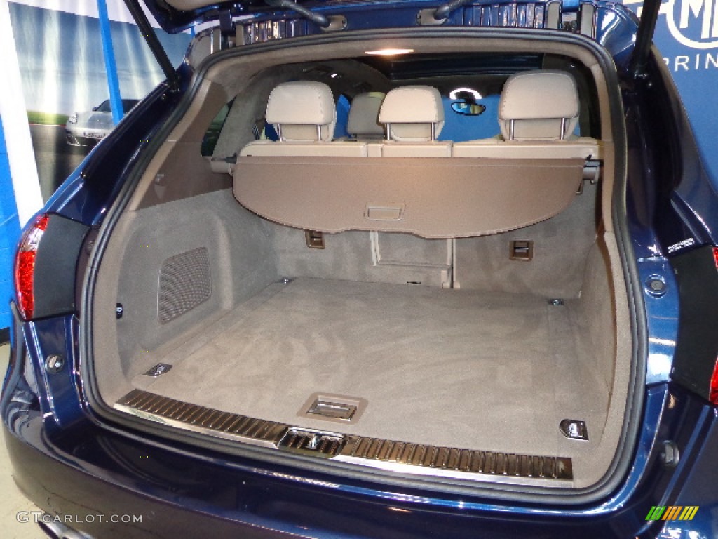 2012 Porsche Cayenne Turbo Trunk Photo #71682010