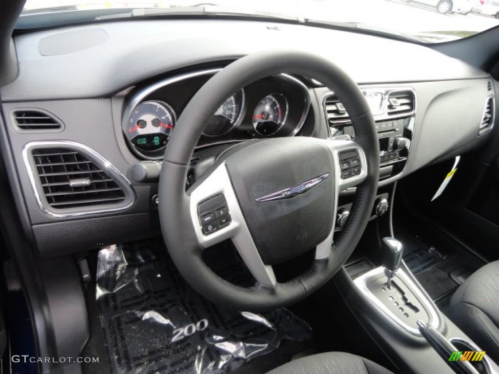 2013 Chrysler 200 Touring Sedan Black Dashboard Photo #71682640