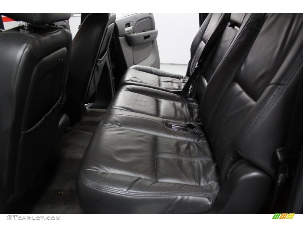 2007 Suburban 1500 LS 4x4 - Black / Ebony photo #55