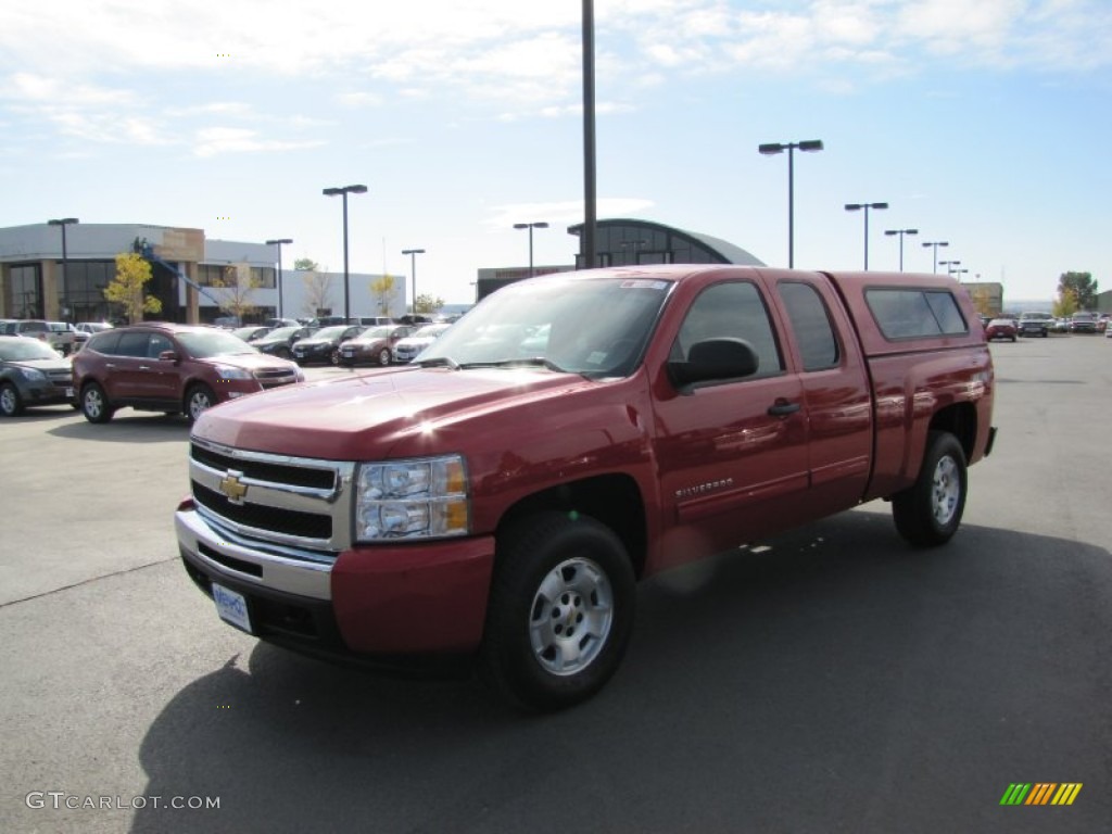 2010 Silverado 1500 LT Extended Cab 4x4 - Victory Red / Light Titanium/Ebony photo #1