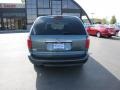 Magnesium Pearl - Town & Country LX Photo No. 4