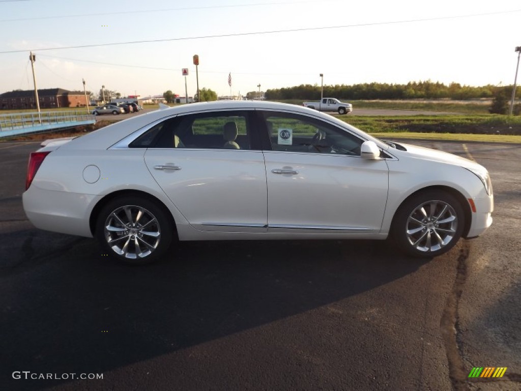 2013 XTS Luxury FWD - White Diamond Tricoat / Shale/Cocoa photo #4