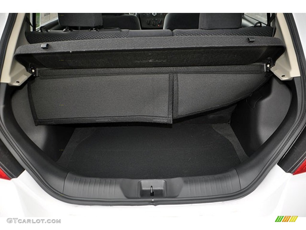 2012 Nissan Versa 1.8 S Hatchback Trunk Photo #71689996