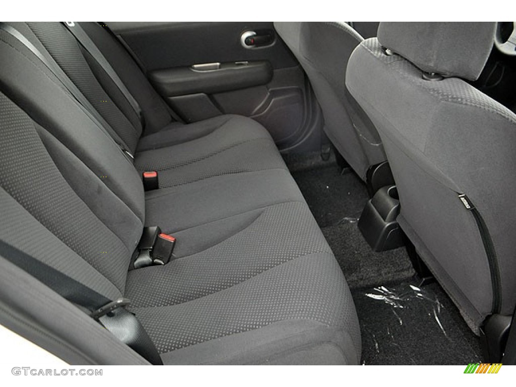 Charcoal Interior 2012 Nissan Versa 1.8 S Hatchback Photo #71690005