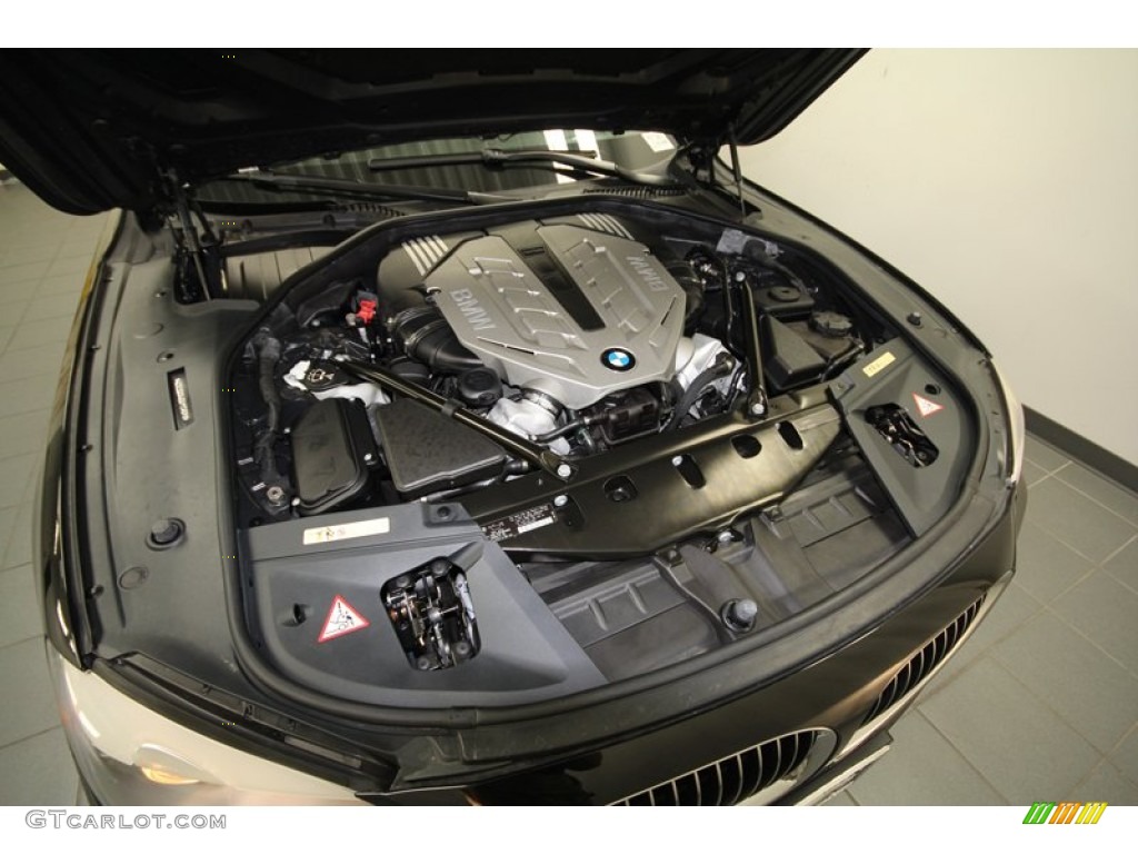 2009 BMW 7 Series 750i Sedan 4.4 Liter Twin-Turbo DOHC 32-Valve VVT V8 Engine Photo #71690599