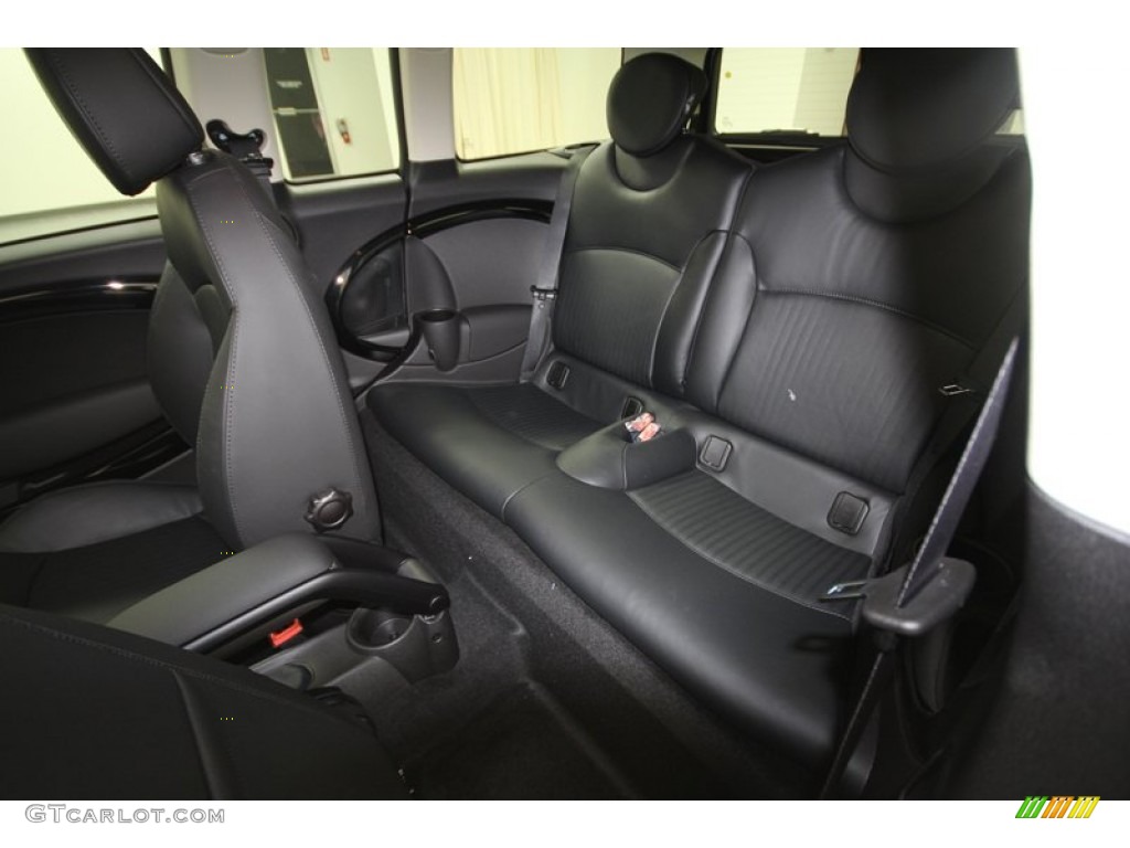 2013 Mini Cooper Clubman Rear Seat Photo #71692090