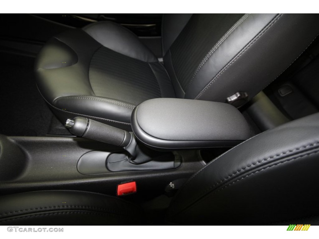 2013 Cooper Clubman - Ice Blue / Punch Carbon Black Leather photo #21