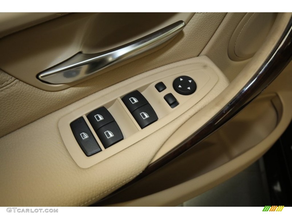 2013 3 Series 328i Sedan - Black Sapphire Metallic / Venetian Beige photo #14