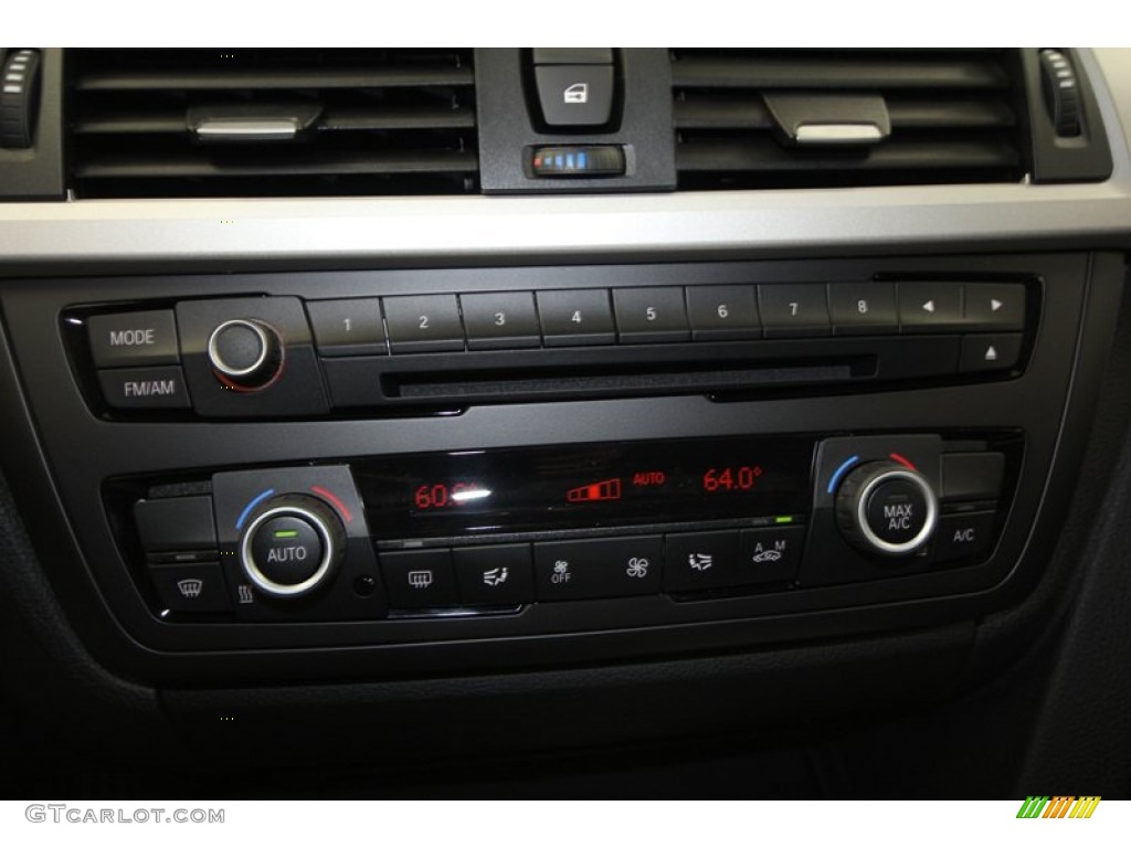 2013 3 Series 328i Sedan - Glacier Silver Metallic / Black photo #17