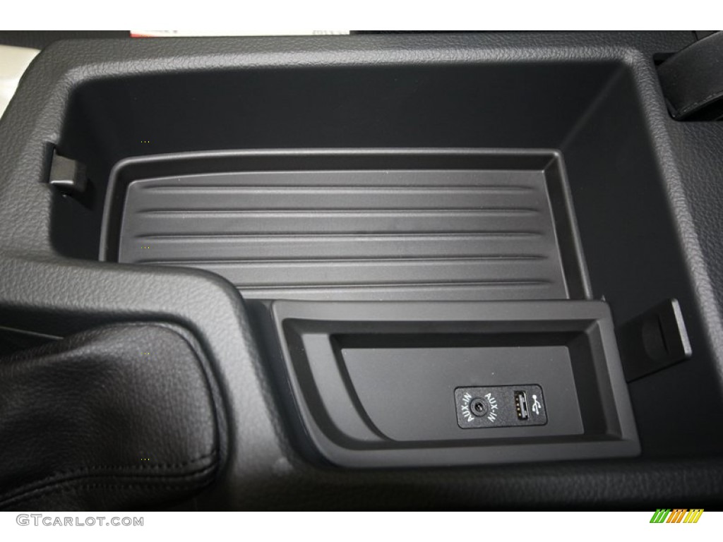 2013 3 Series 328i Sedan - Glacier Silver Metallic / Black photo #20
