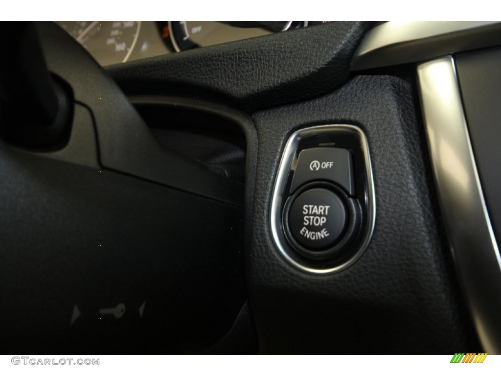 2013 3 Series 328i Sedan - Glacier Silver Metallic / Black photo #21
