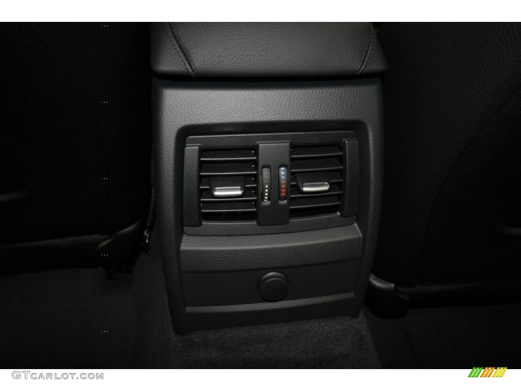 2013 3 Series 328i Sedan - Glacier Silver Metallic / Black photo #27