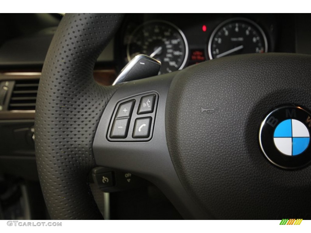 2013 BMW 3 Series 335i Convertible Controls Photo #71694139