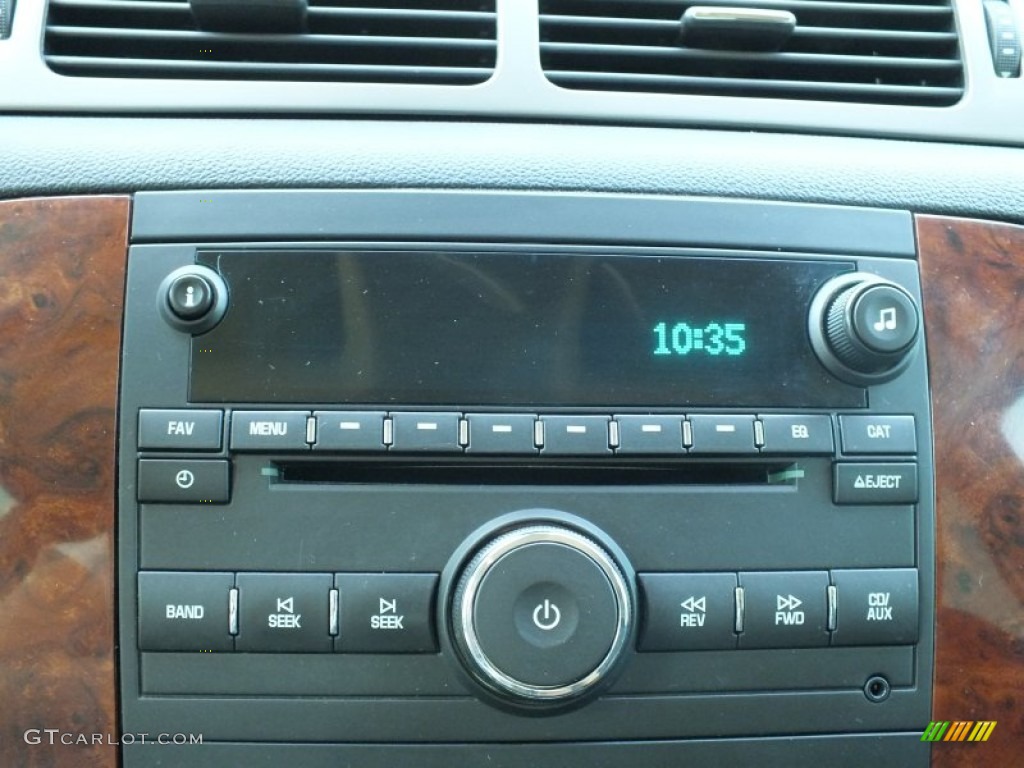 2011 Chevrolet Silverado 2500HD LTZ Crew Cab 4x4 Audio System Photo #71695300