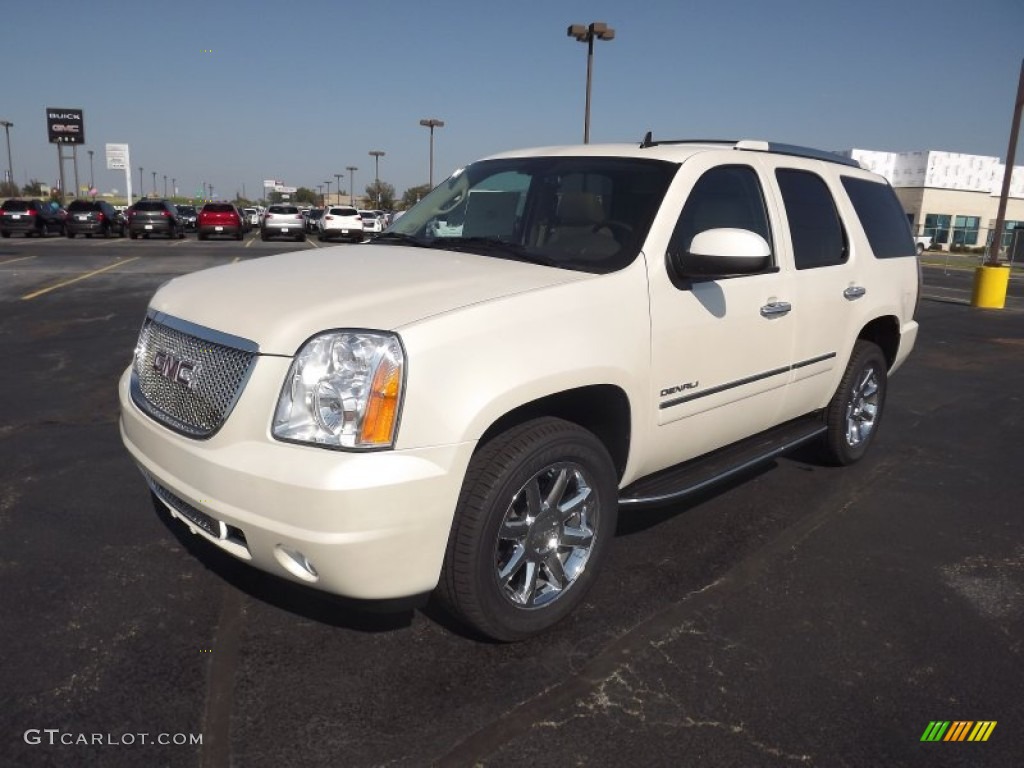 2013 Yukon Denali AWD - White Diamond Tricoat / Cocoa/Light Cashmere photo #1