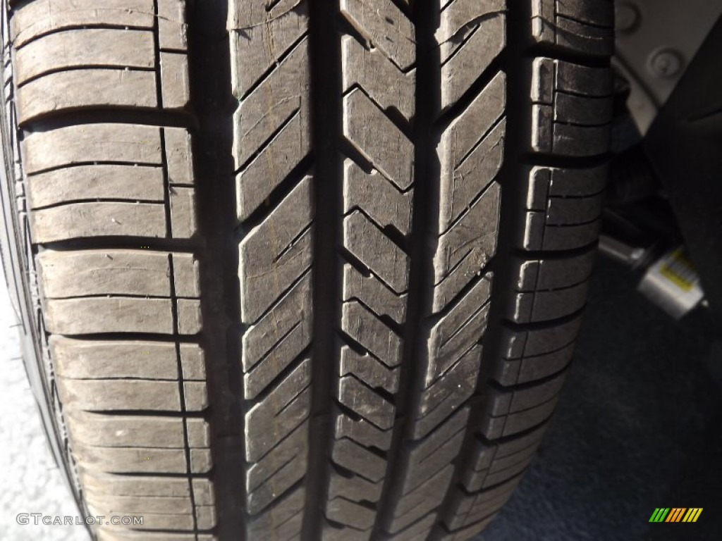 2013 Malibu LS - Champagne Silver Metallic / Jet Black/Titanium photo #17