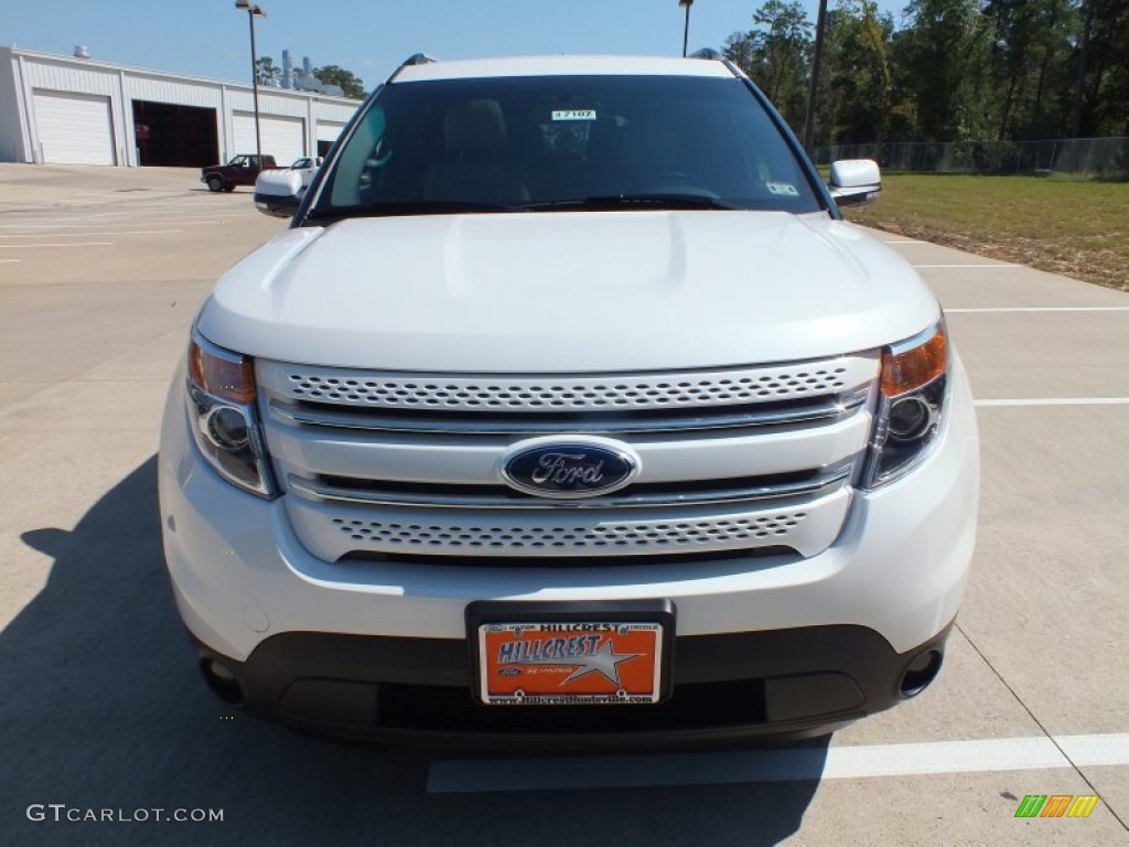 2013 Explorer Limited - White Platinum Tri-Coat / Medium Light Stone photo #10