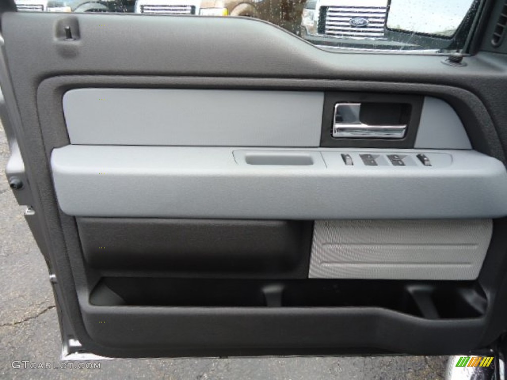 2013 Ford F150 STX SuperCab 4x4 Steel Gray Door Panel Photo #71698483