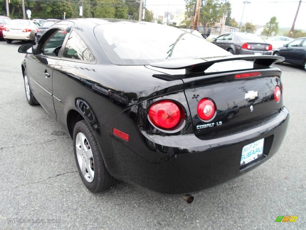 2007 Cobalt LS Coupe - Black / Gray photo #8