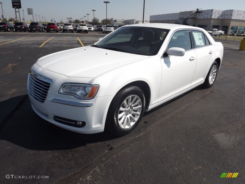 Bright White Chrysler 300