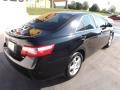 Black - Camry LE Photo No. 7