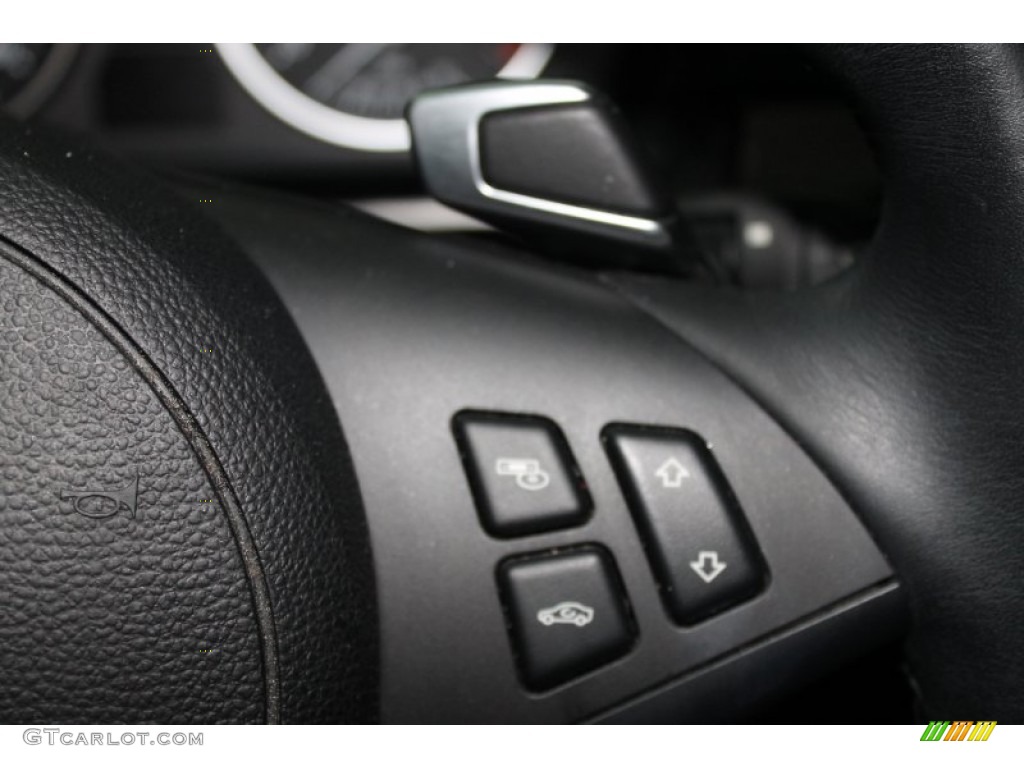 2010 BMW 5 Series 535i Sedan Controls Photo #71702938