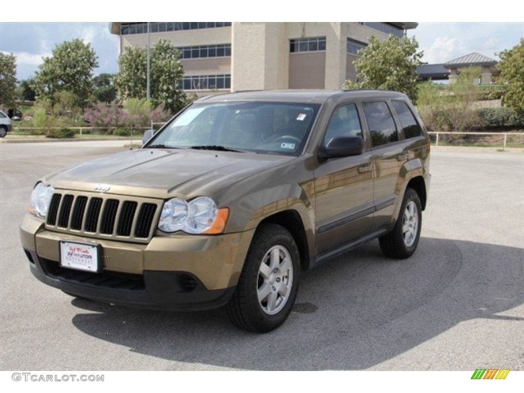 2008 Grand Cherokee Laredo - Olive Green Metallic / Dark Slate Gray photo #2