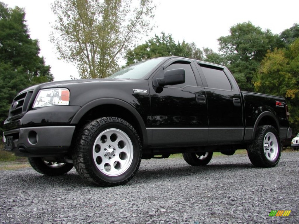 2006 F150 FX4 SuperCrew 4x4 - Black / Black/Medium Flint photo #2