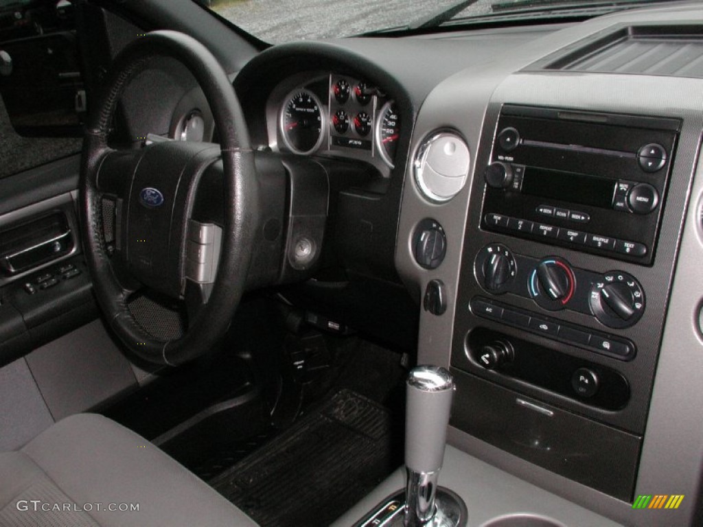 2006 F150 FX4 SuperCrew 4x4 - Black / Black/Medium Flint photo #49