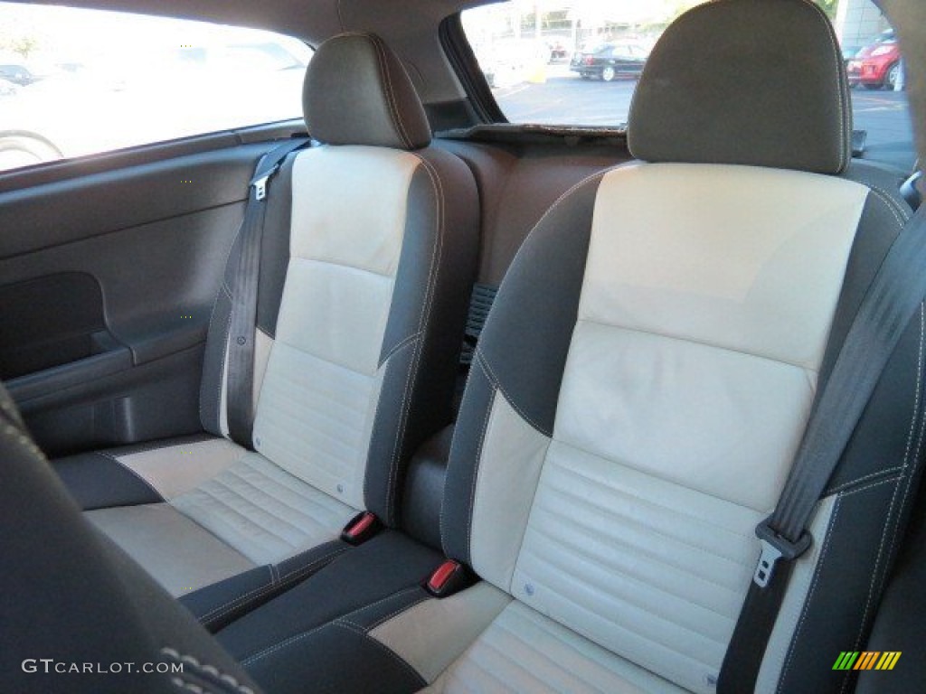 2009 Volvo C30 T5 R-Design Rear Seat Photos
