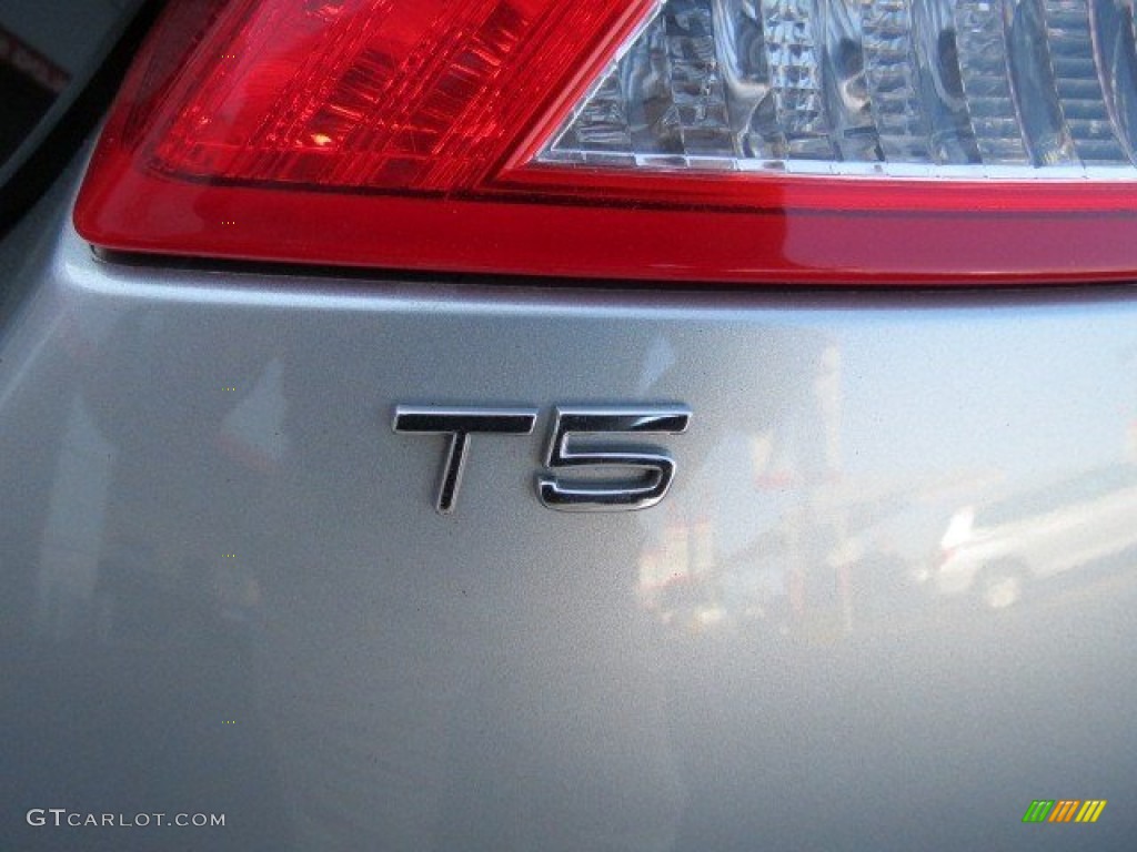 2009 Volvo C30 T5 R-Design Marks and Logos Photos