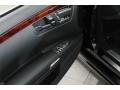 Black - S 63 AMG Sedan Photo No. 17