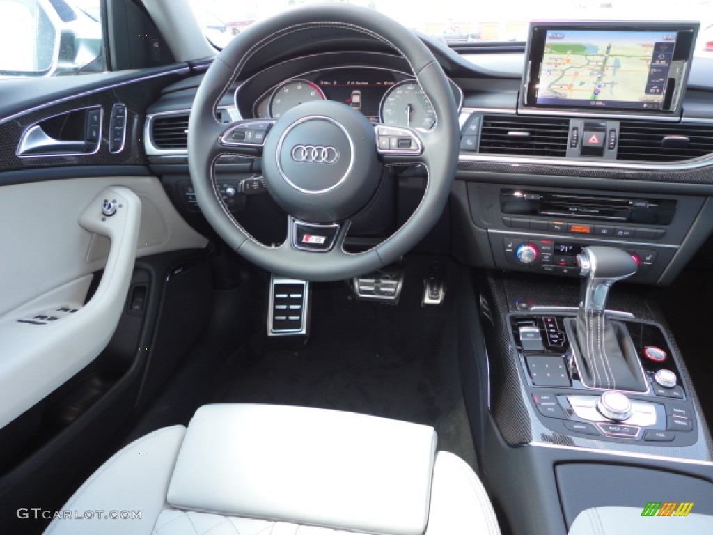 2013 Audi S6 4.0 TFSI quattro Sedan Lunar Silver Dashboard Photo #71712298