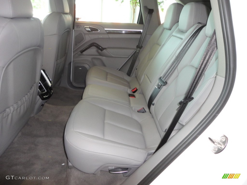 Platinum Grey Interior 2013 Porsche Cayenne Standard Cayenne Model Photo #71712706