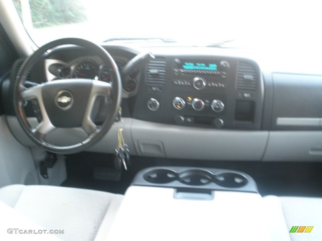 2007 Silverado 1500 LT Crew Cab 4x4 - Summit White / Light Titanium/Ebony Black photo #4