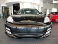 Black - Panamera 4 Photo No. 2