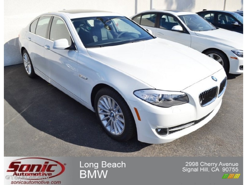 2013 5 Series 535i Sedan - Alpine White / Black photo #1