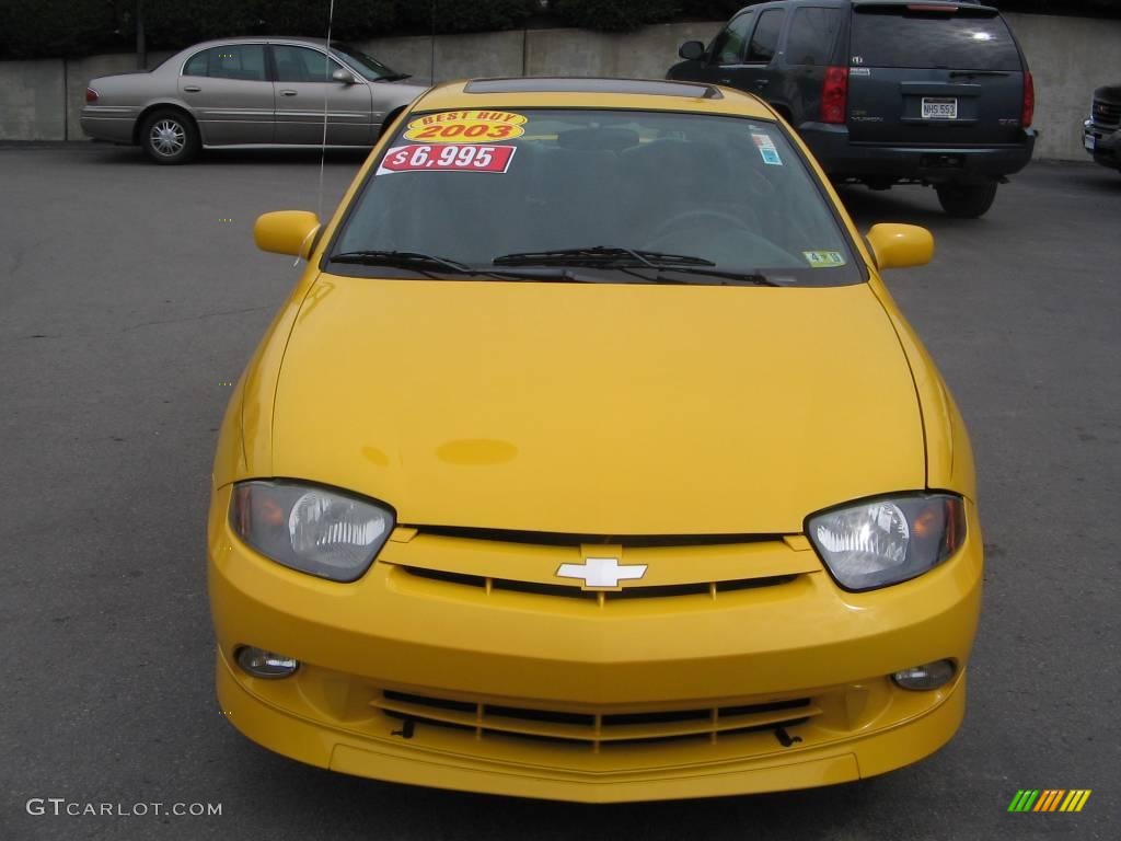 2003 Cavalier LS Sport Coupe - Yellow / Graphite Gray photo #1