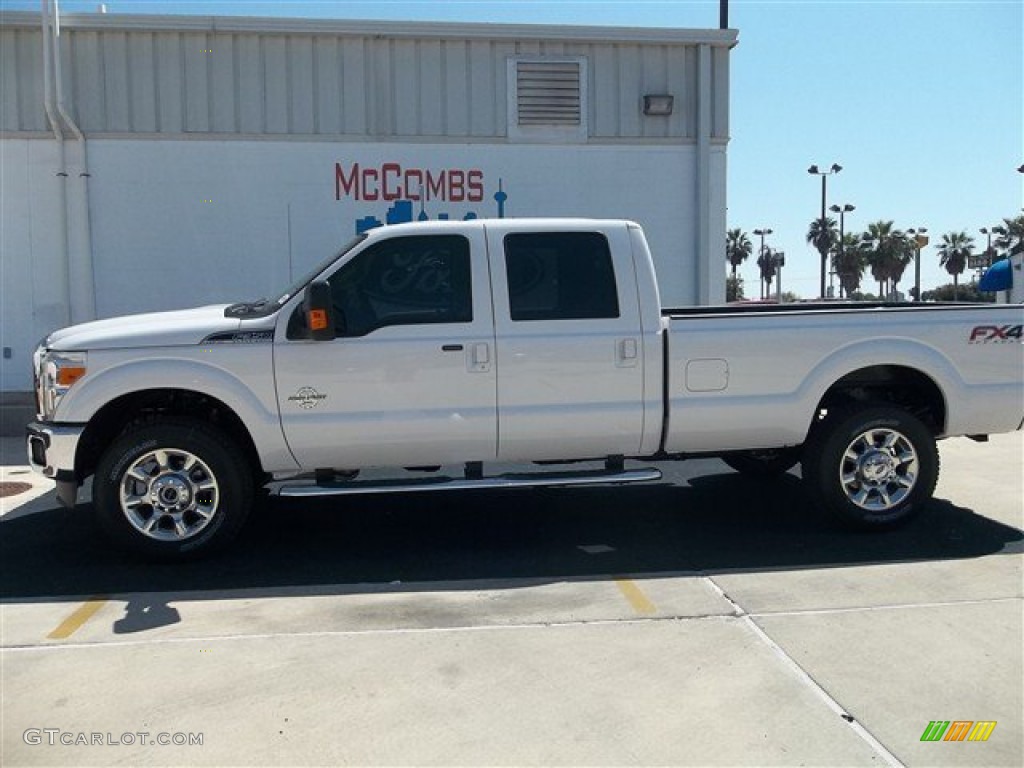 2012 F350 Super Duty Lariat Crew Cab 4x4 - Oxford White / Adobe photo #2