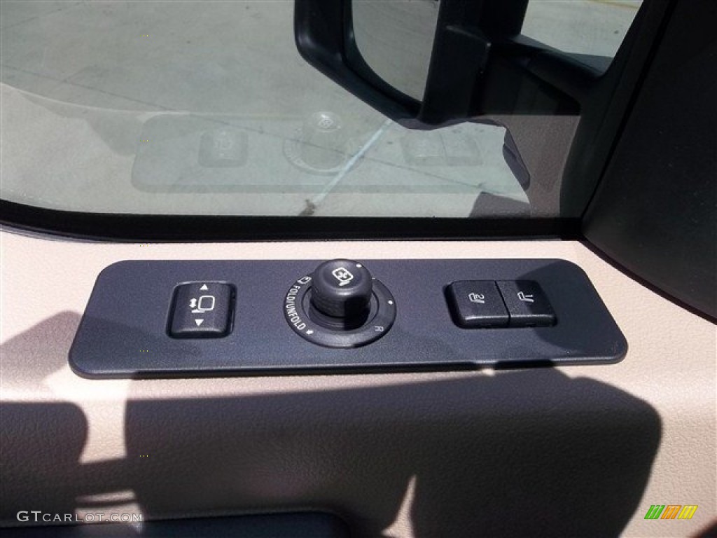 2012 F350 Super Duty Lariat Crew Cab 4x4 - Oxford White / Adobe photo #30